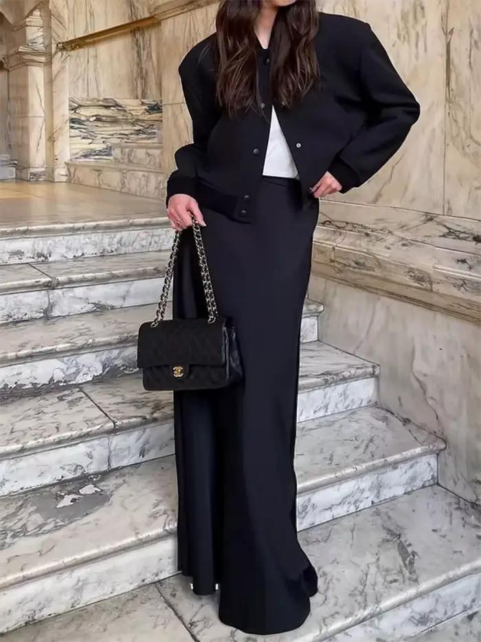Jupe longue élégante en satin blanc pour femme