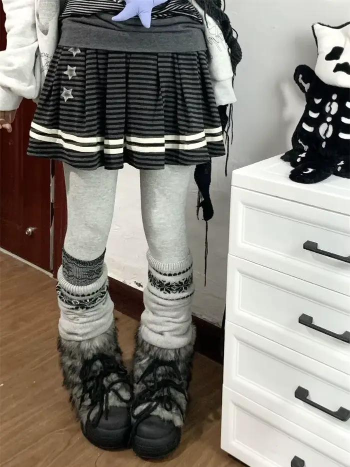 Designer Vintage gris rayé jupe courte femmes Style Preppy lâche Hepburn gothique jupes femme chaude fille rétro tenues décontractées