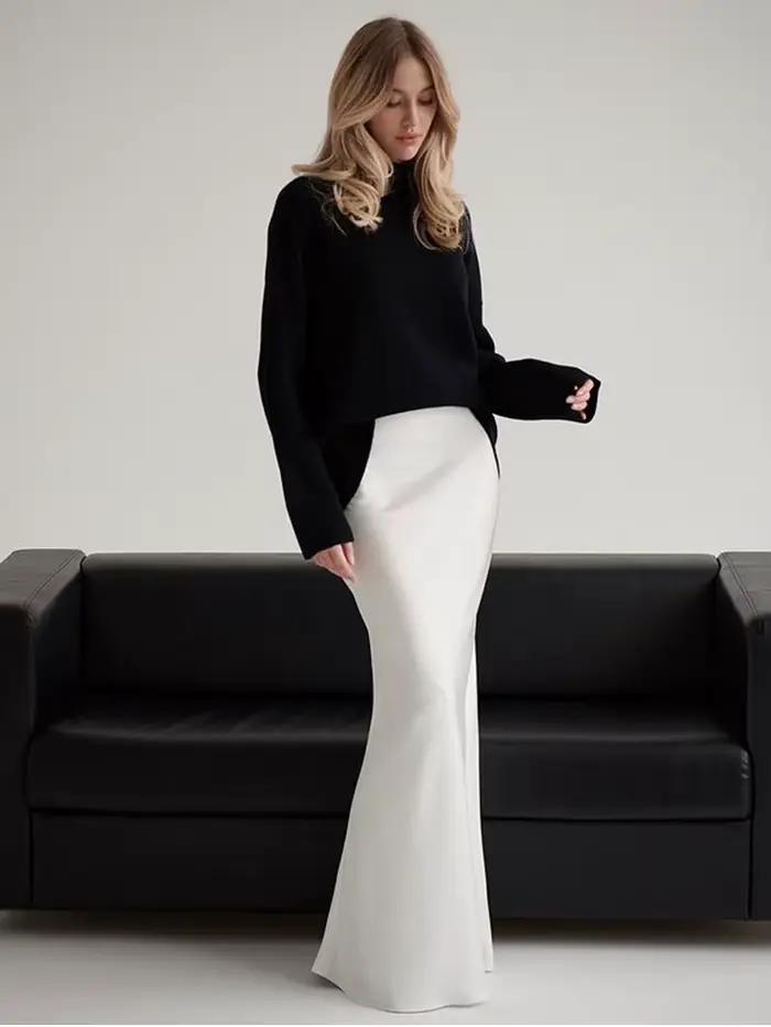 Jupe longue élégante en satin blanc pour femme