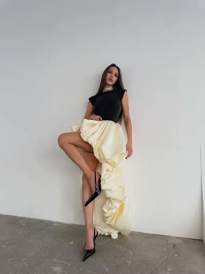 Jupes longues asymétriques jaune clair pour femmes