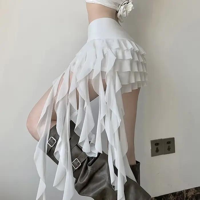 Jupe courte asymétrique à volants en maille transparente pour femme