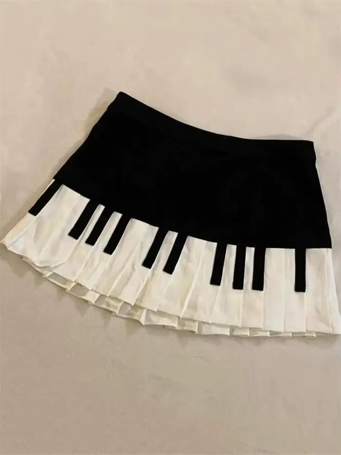 Jupe plissée vintage piano noir et blanc de style doux et épicé pour femmes