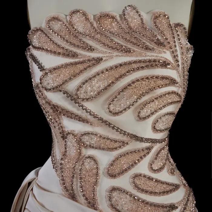 Robe de soirée longue perlée de luxe Sharon Said avec jupon plissé et col montant pour femme