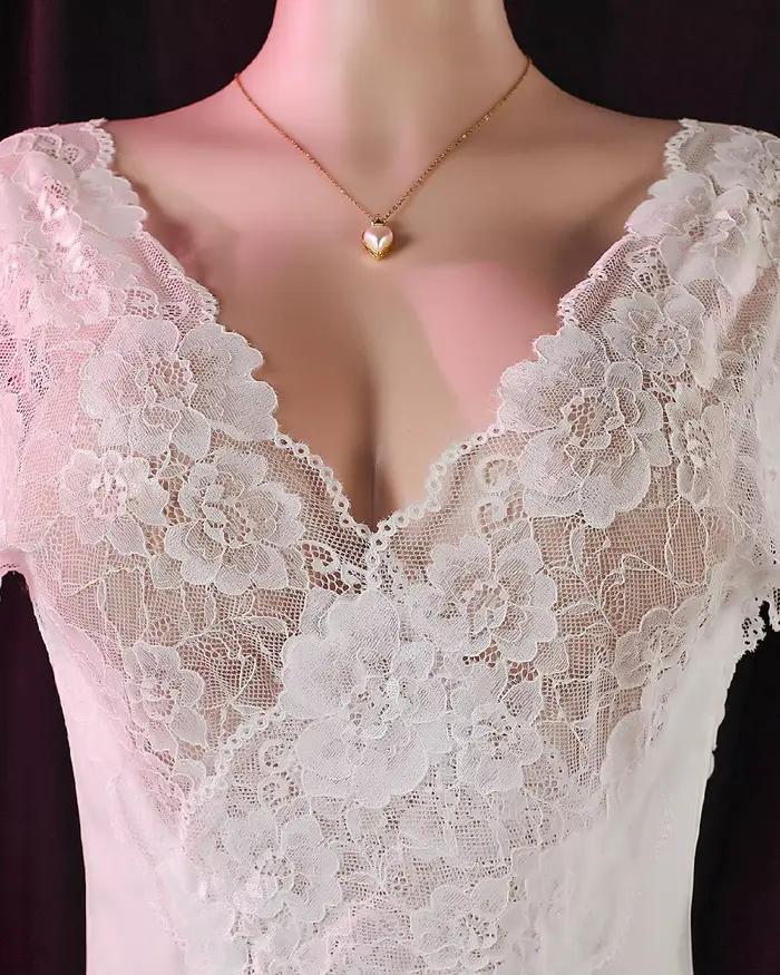 Jupe longue noire et blanche en dentelle française