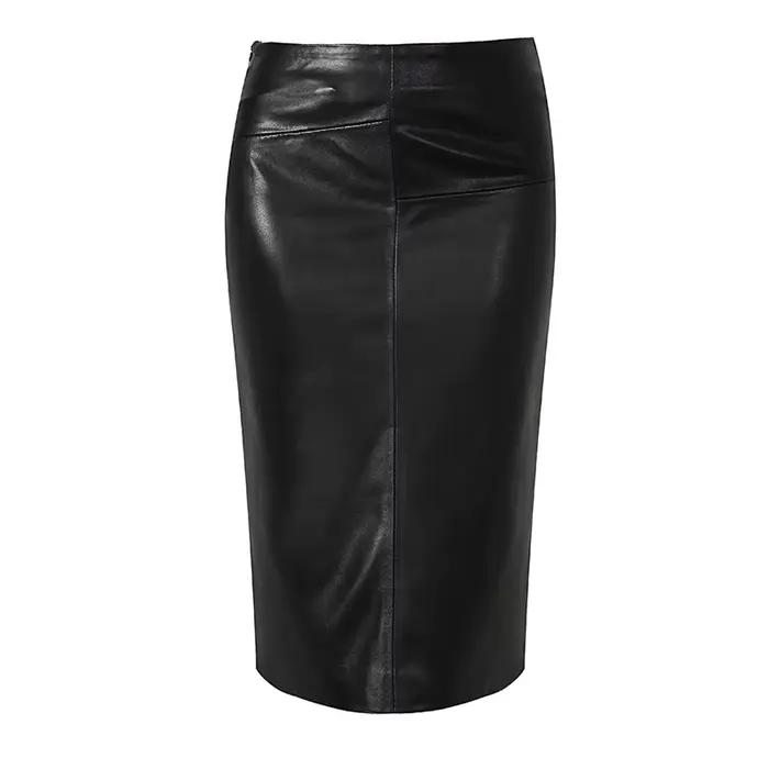 Femmes en peau de mouton jupe enveloppement hanche en cuir sur le genou